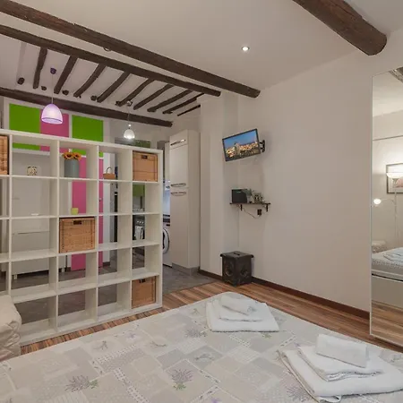 Ravecca 10 - Affitti Brevi Italia Apartment Genoa