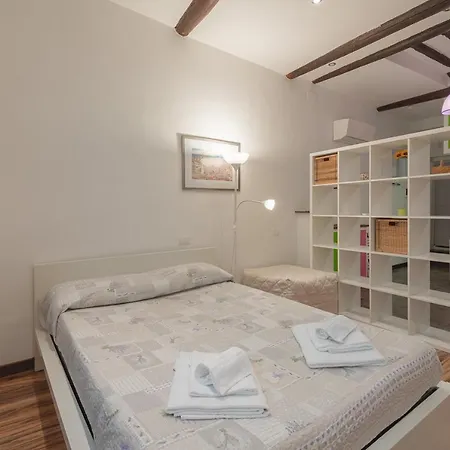 Ravecca 10 - Affitti Brevi Italia アパート ジェノヴァ